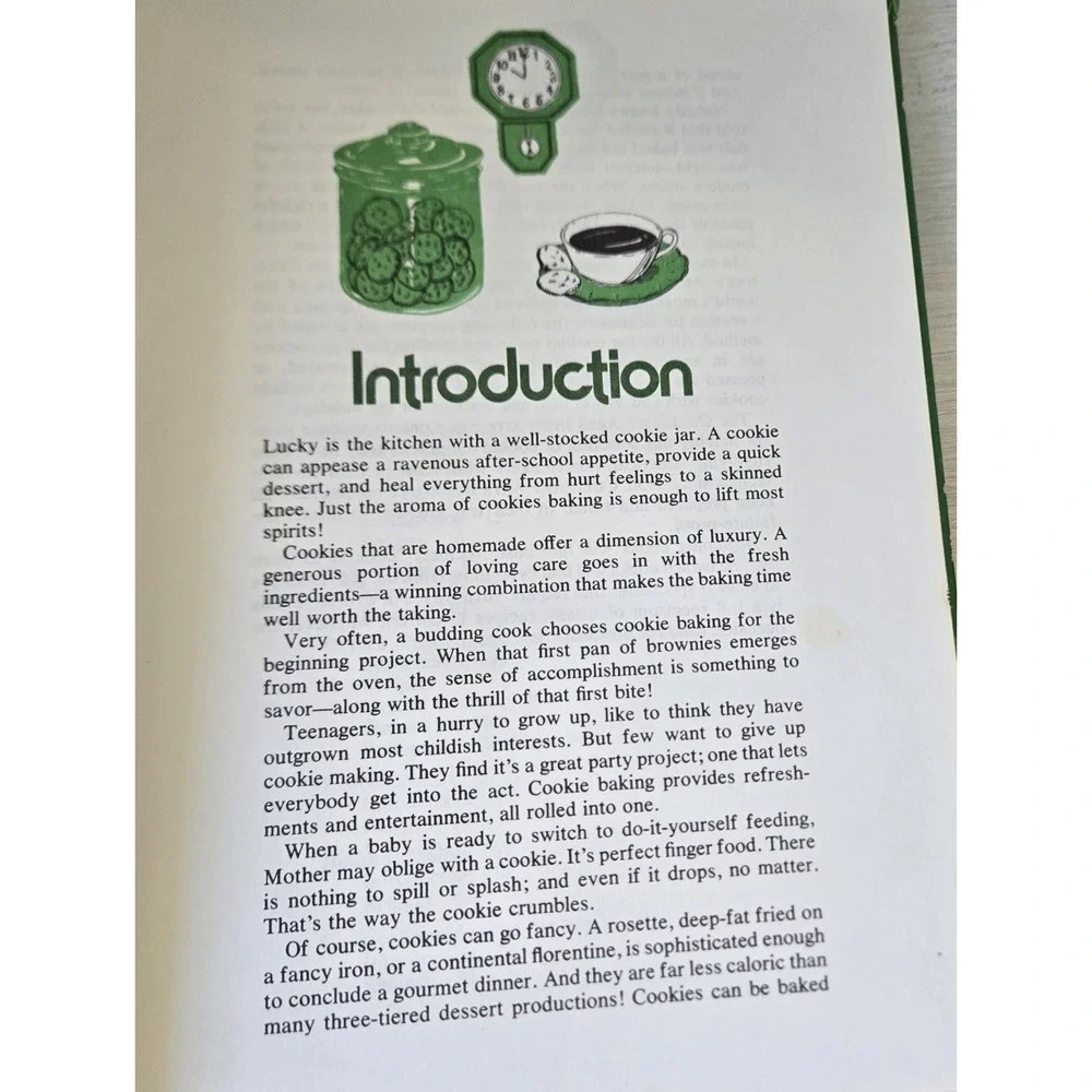 Vintage Cookie‎ Cookbook: Culinary Arts Institute, Recipes from Around the World